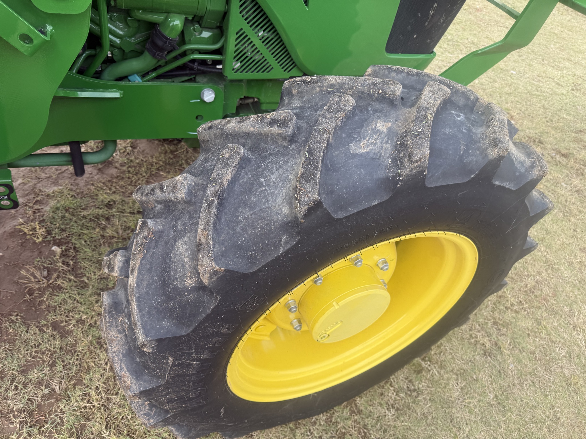 2022 John Deere 5090E Image 19