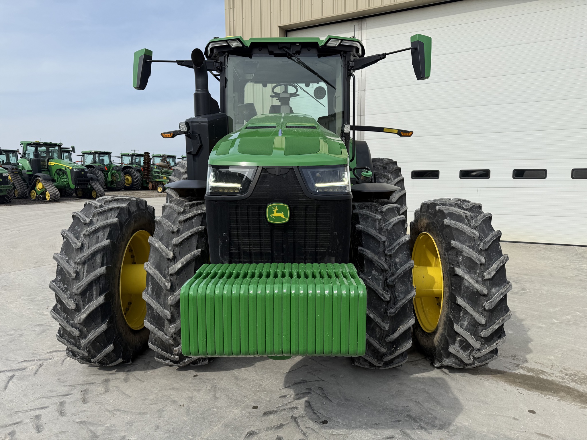 2023 John Deere 8R 370 Image 8
