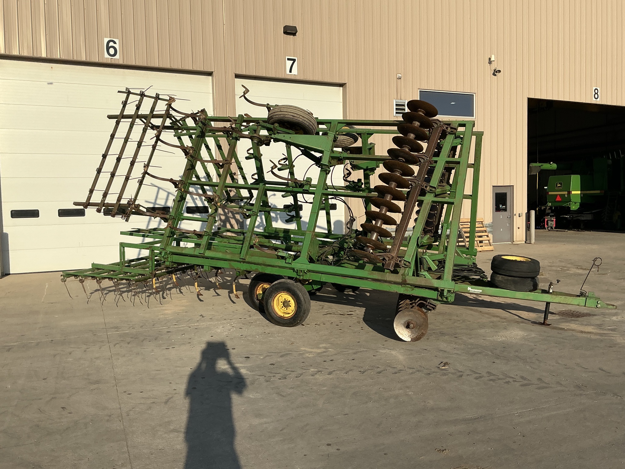 1984 John Deere 722 Image 2