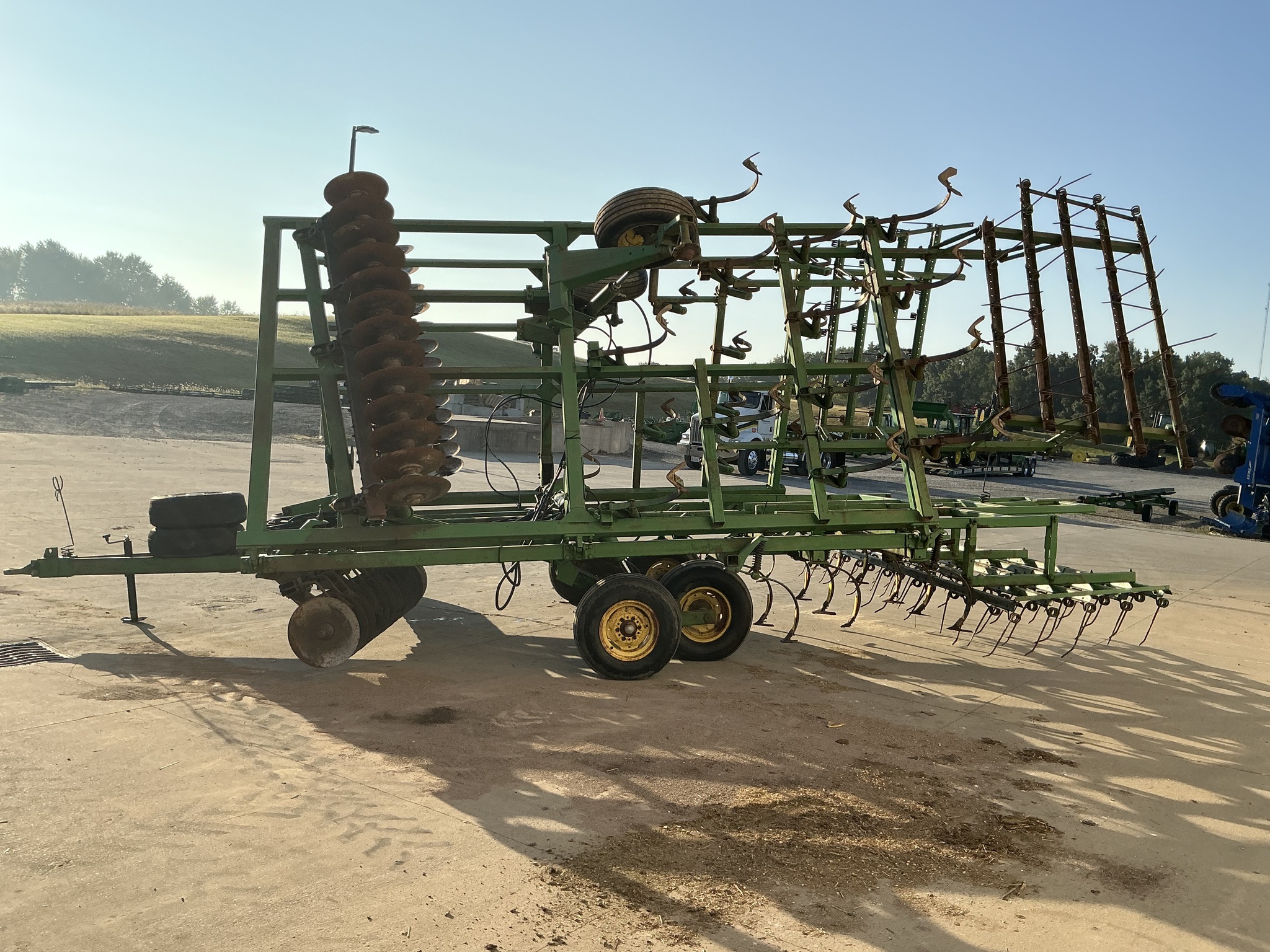 1984 John Deere 722 Image 5