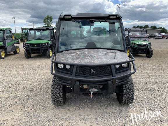 Photo of 2023 John Deere XUV 835R