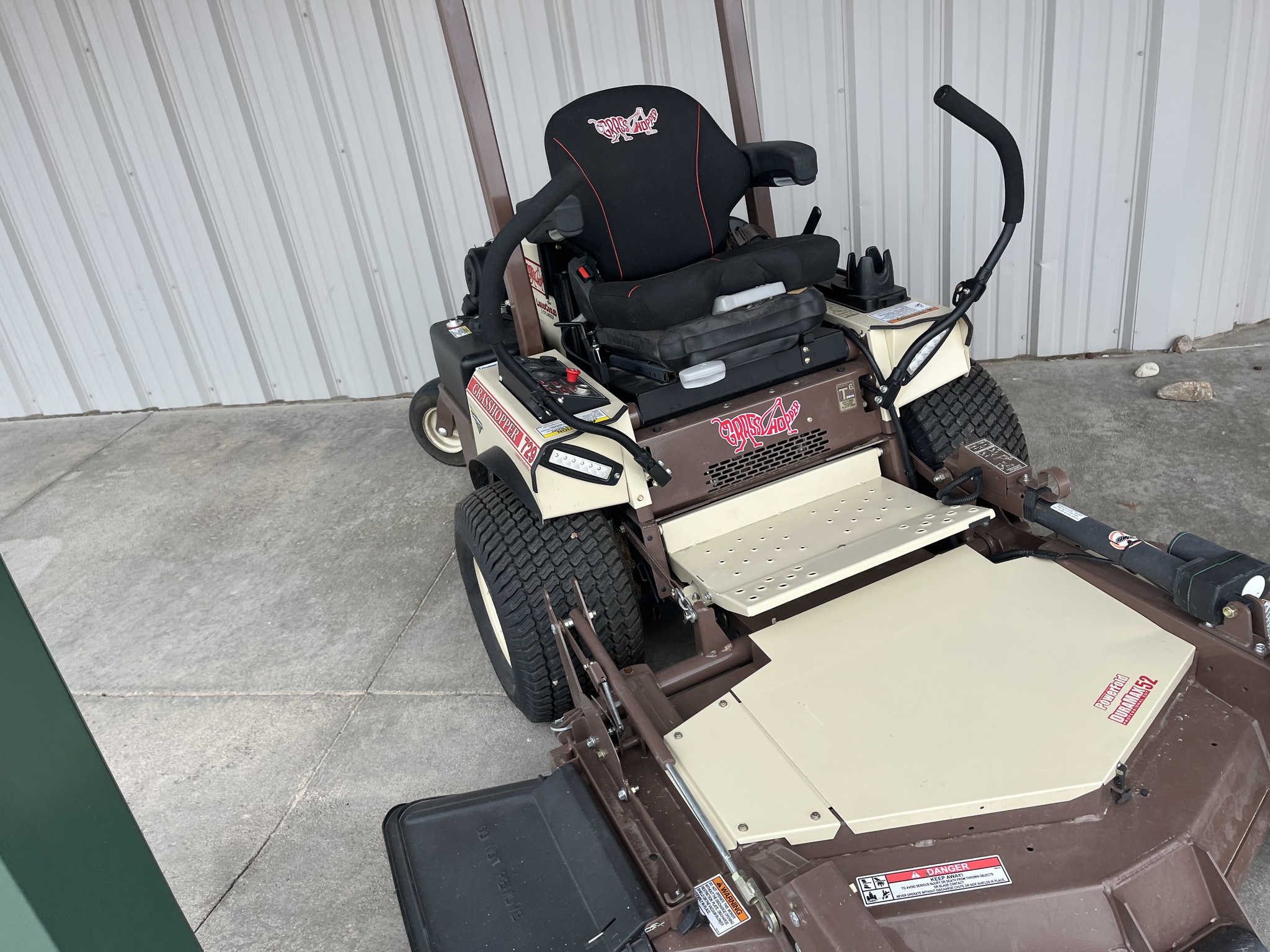 2024 Grasshopper 729T Image 3