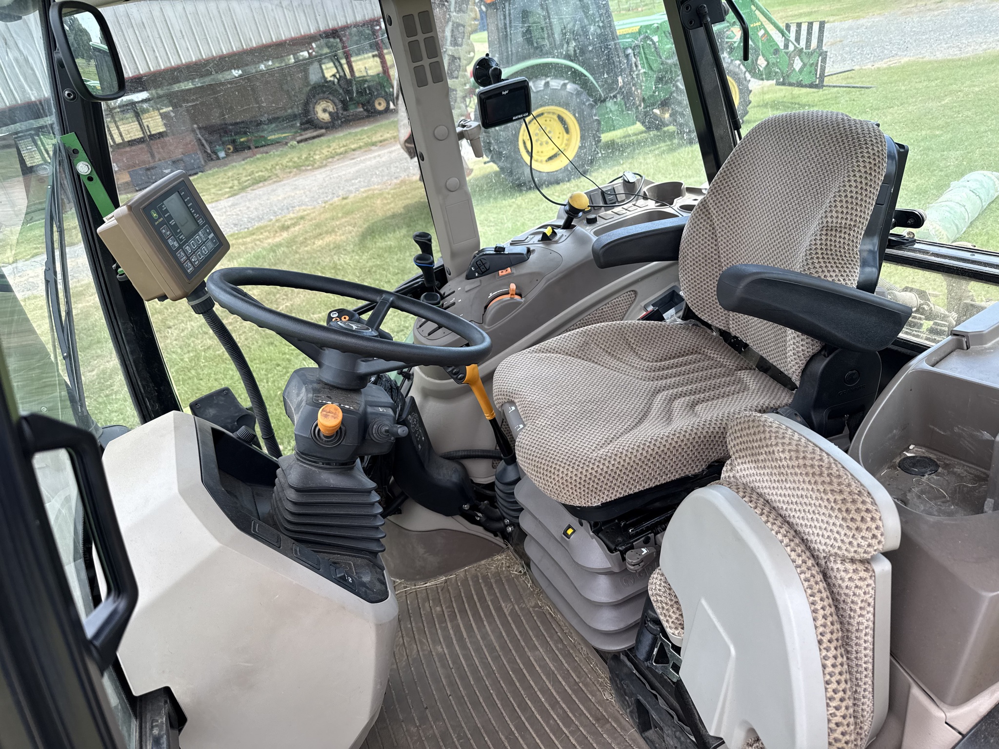 2024 John Deere 5130M Image 7