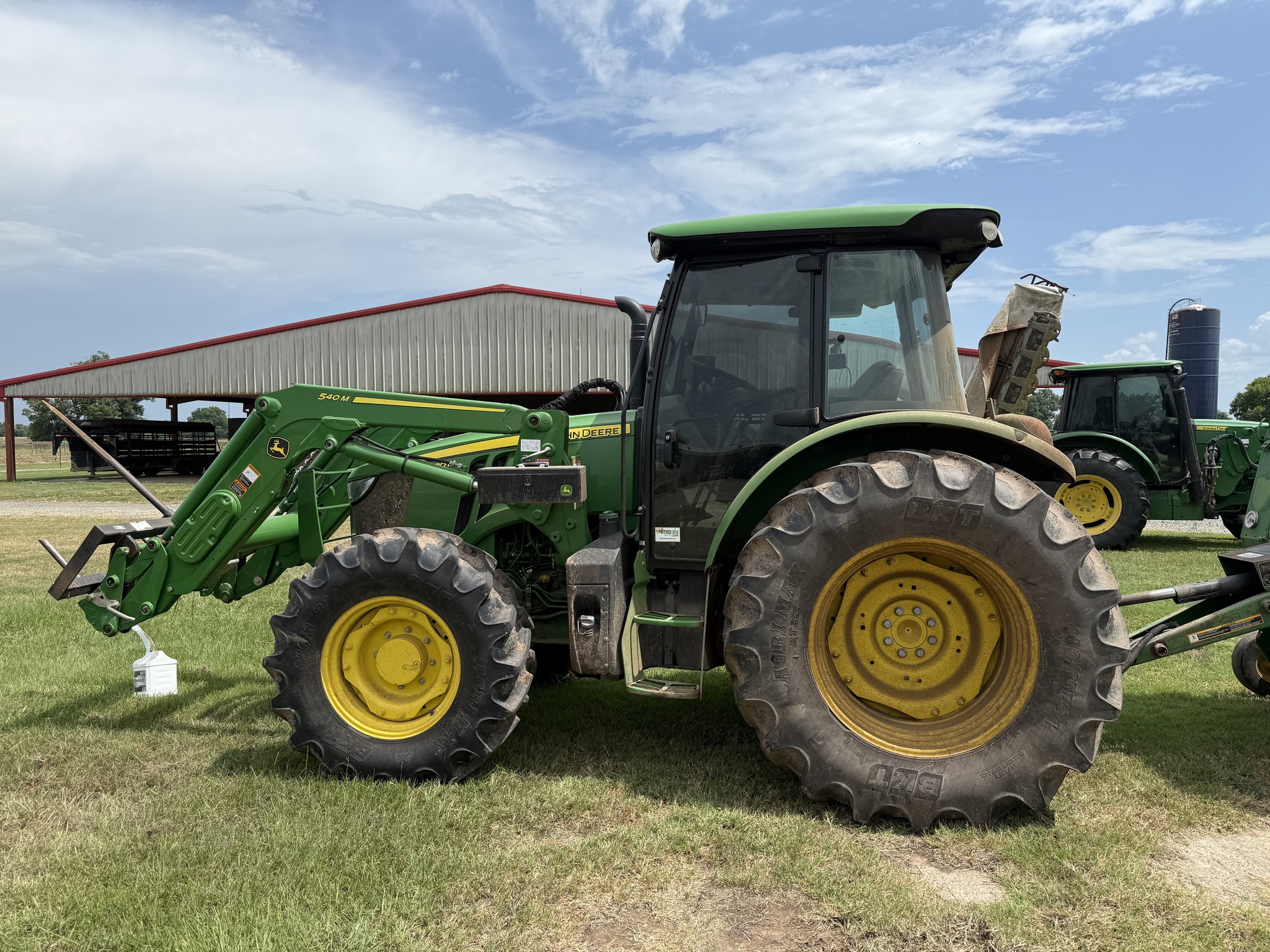 2024 John Deere 5130M Image 1
