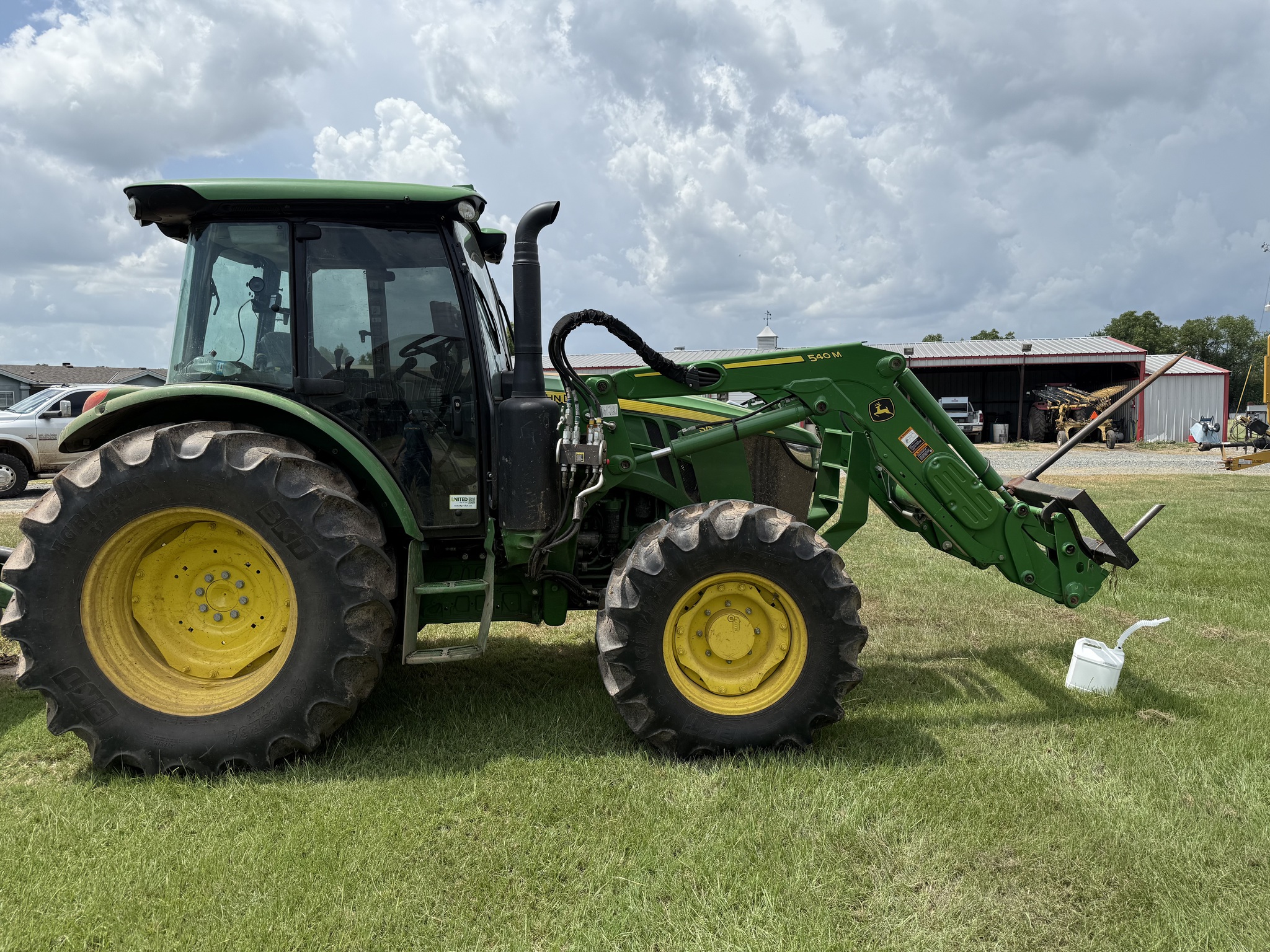 2024 John Deere 5130M Image 4