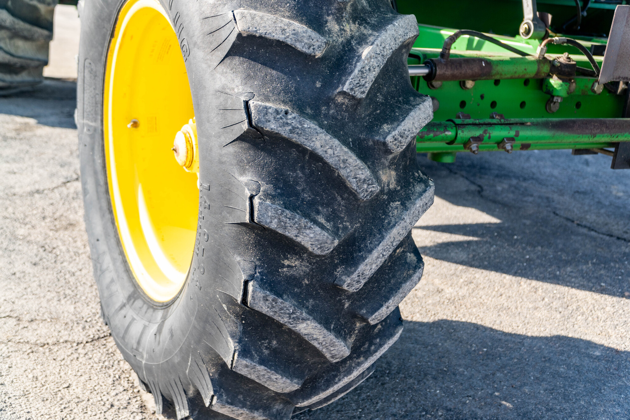 Used 2000 John Deere 9450 Combines at Koenig Equipment in Anna, OH - PhotoXL17
