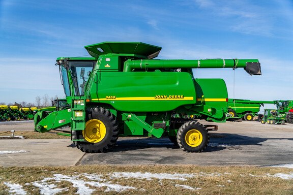 Used 2000 John Deere 9450 Combines at Koenig Equipment in Anna, OH - Photo1