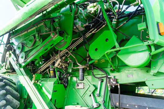 Used 2000 John Deere 9450 Combines at Koenig Equipment in Anna, OH - Photo27