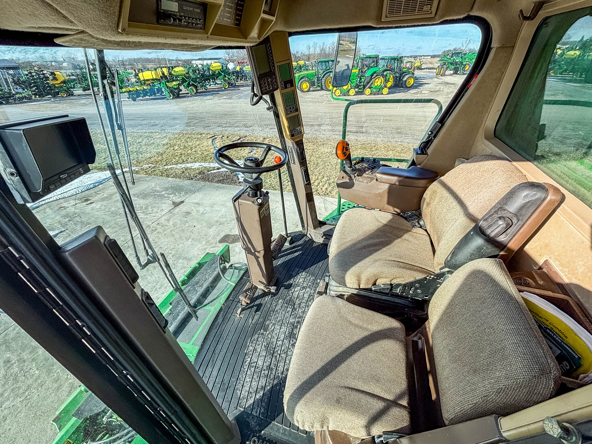 Used 2000 John Deere 9450 Combines at Koenig Equipment in Anna, OH - PhotoXL36