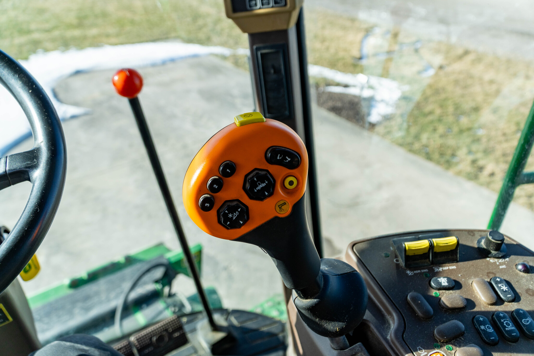 Used 2000 John Deere 9450 Combines at Koenig Equipment in Anna, OH - PhotoXL40