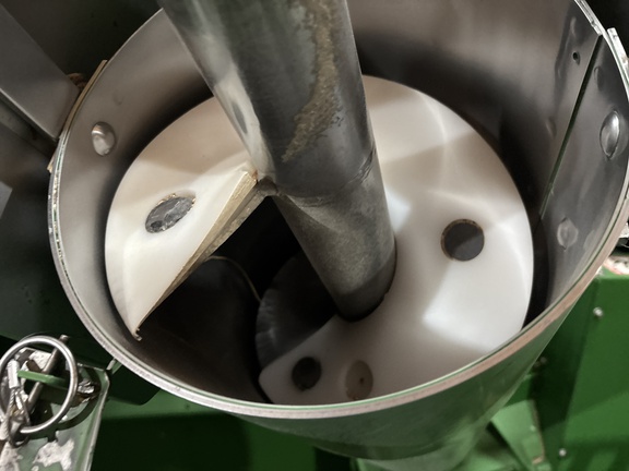 Used 2000 John Deere 9450 Combines at Koenig Equipment in Anna, OH - Photo31