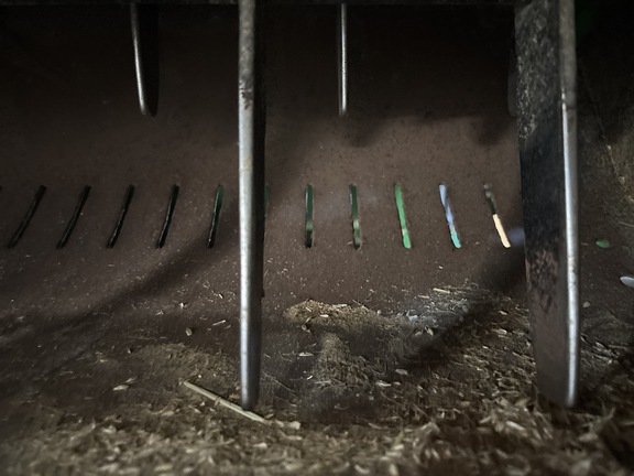 Used 2000 John Deere 9450 Combines at Koenig Equipment in Anna, OH - Photo23