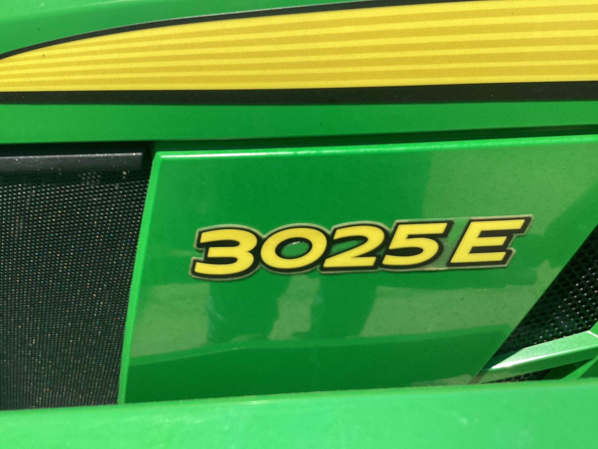 2022 John Deere 3025E Image 31