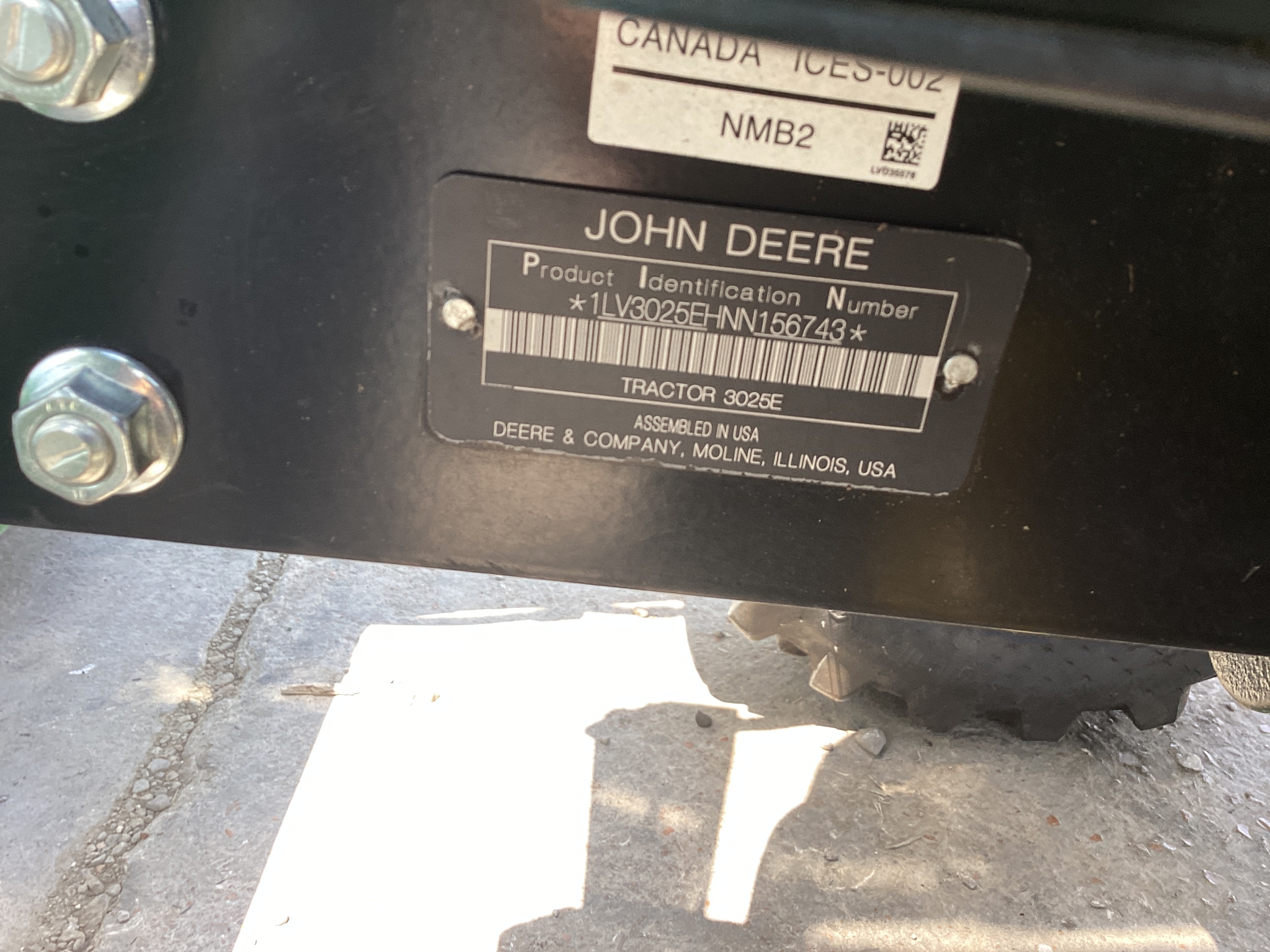 2022 John Deere 3025E Image 34