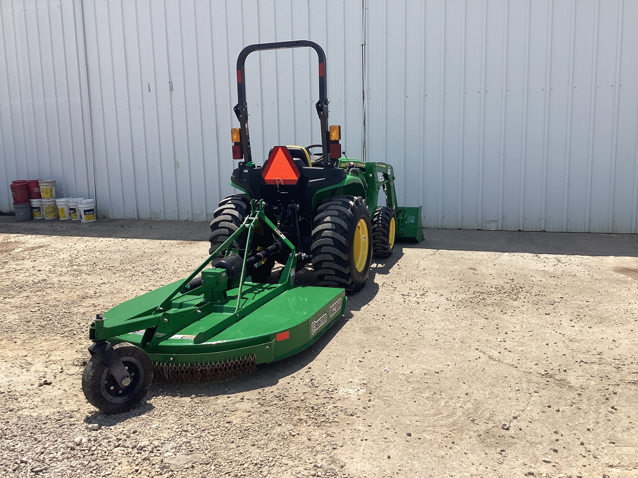 2022 John Deere 3025E Image 18