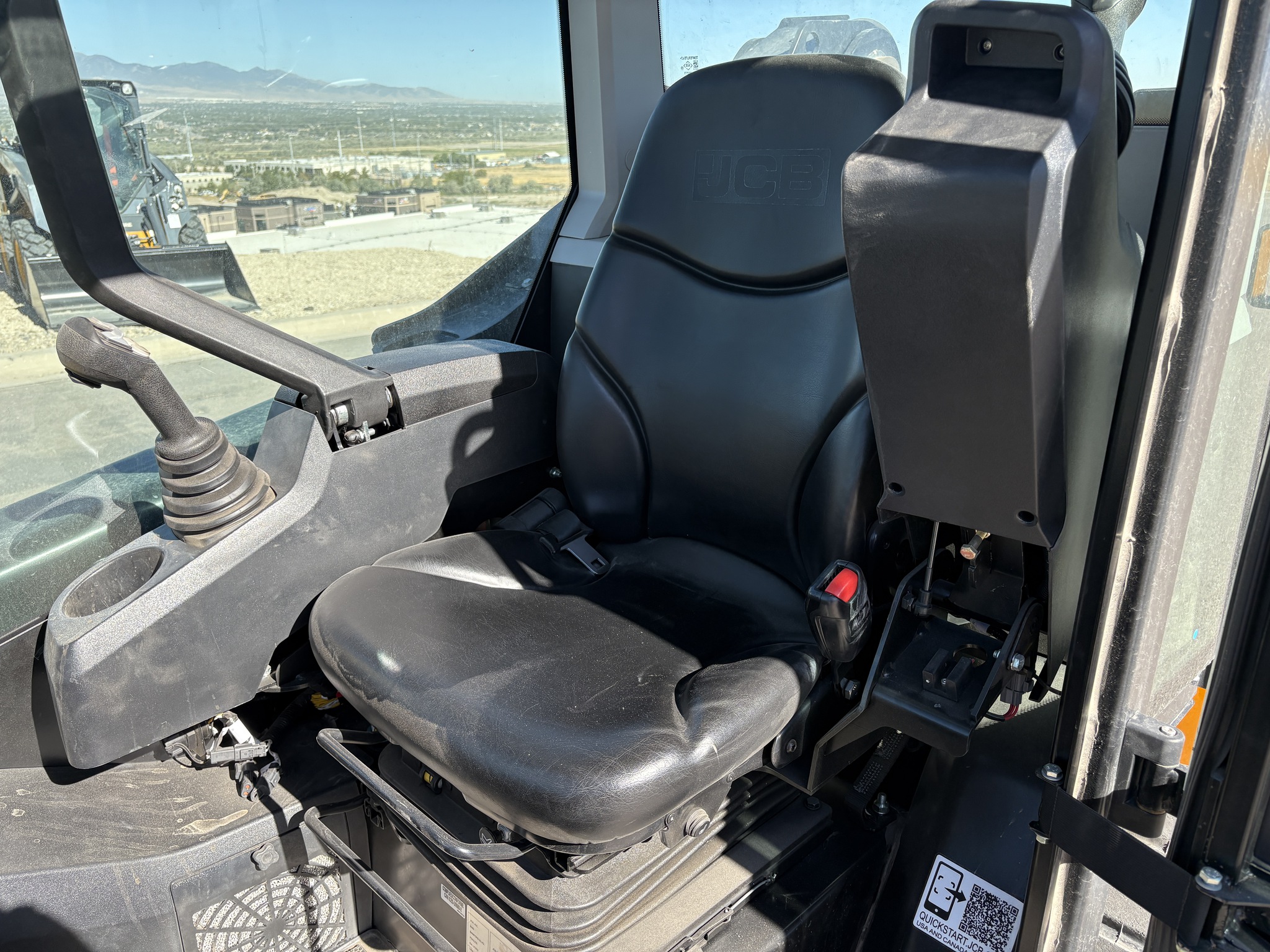 2024 JCB 270 Image 18