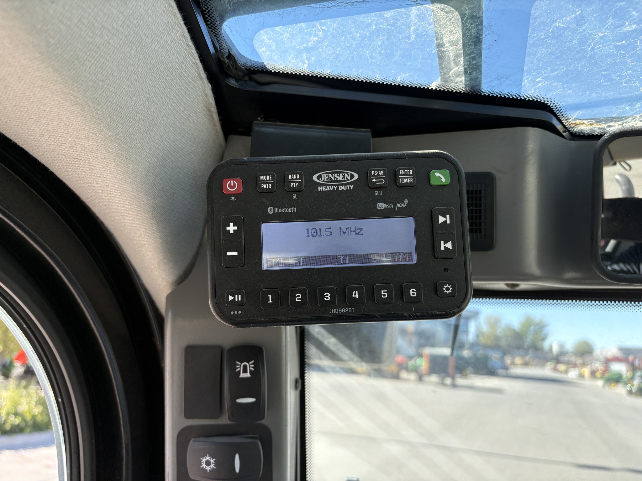 2024 JCB 270 Image 19