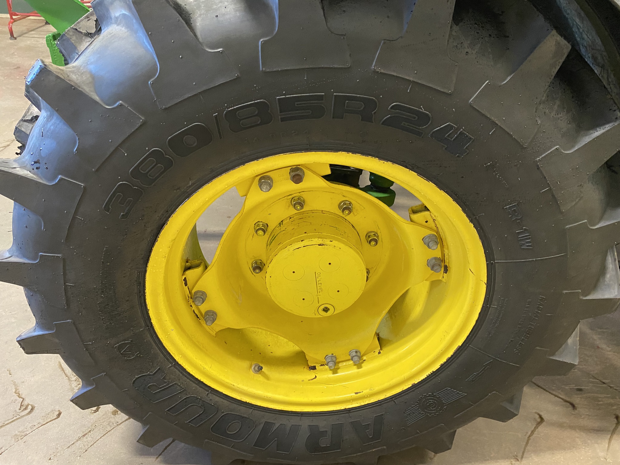 2019 John Deere 5125R Image 9