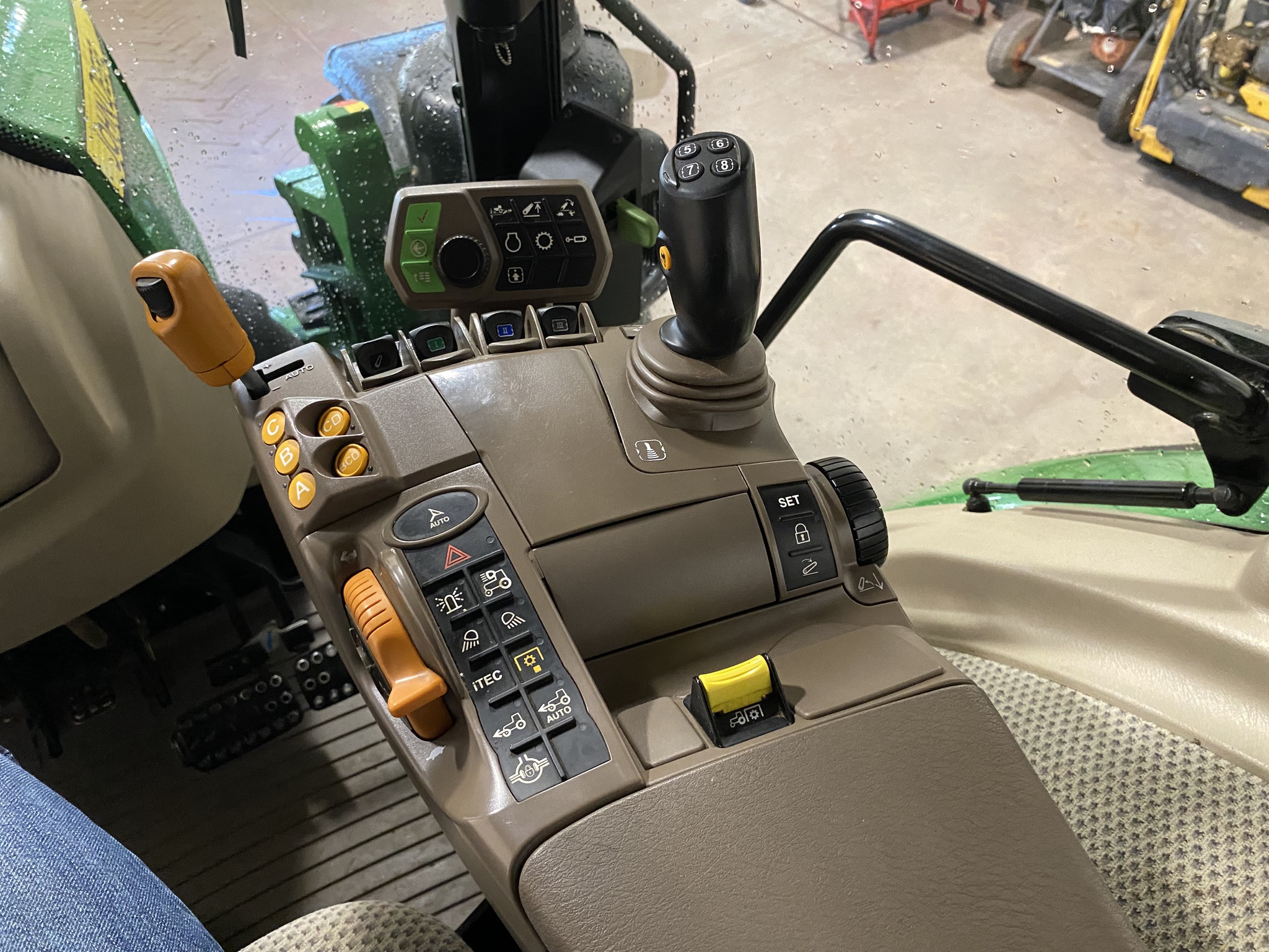 2019 John Deere 5125R Image 20