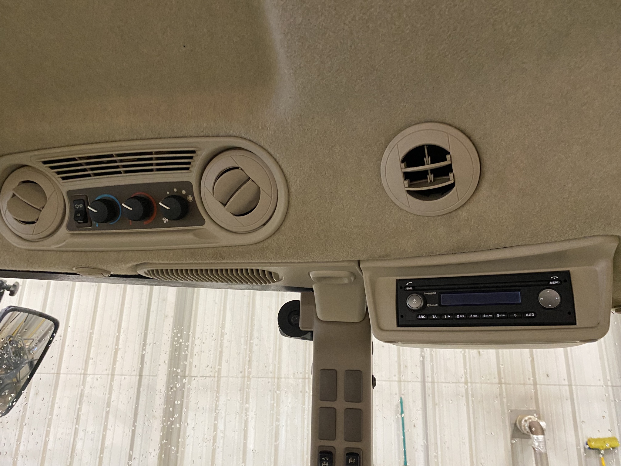 2019 John Deere 5125R Image 21