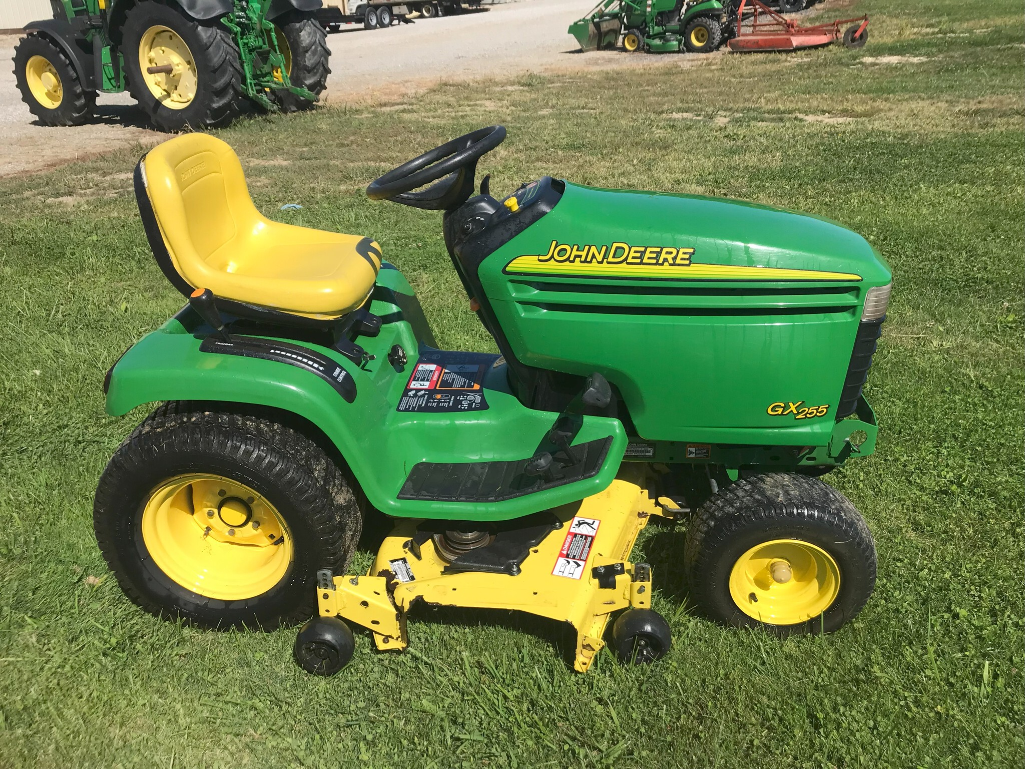 2003 John Deere GX255 Image 2