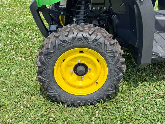 2023 John-Deere XUV590E