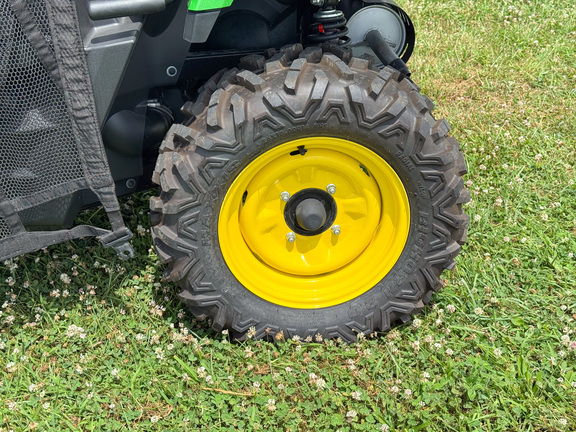 2023 John-Deere XUV590E