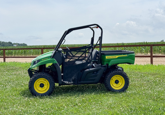 2023 John-Deere XUV590E