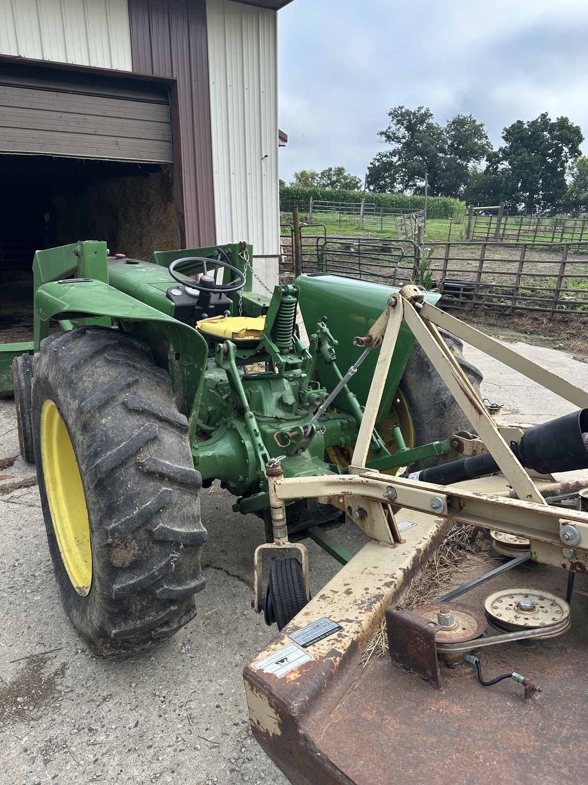 1971 John Deere 1020 Image 8