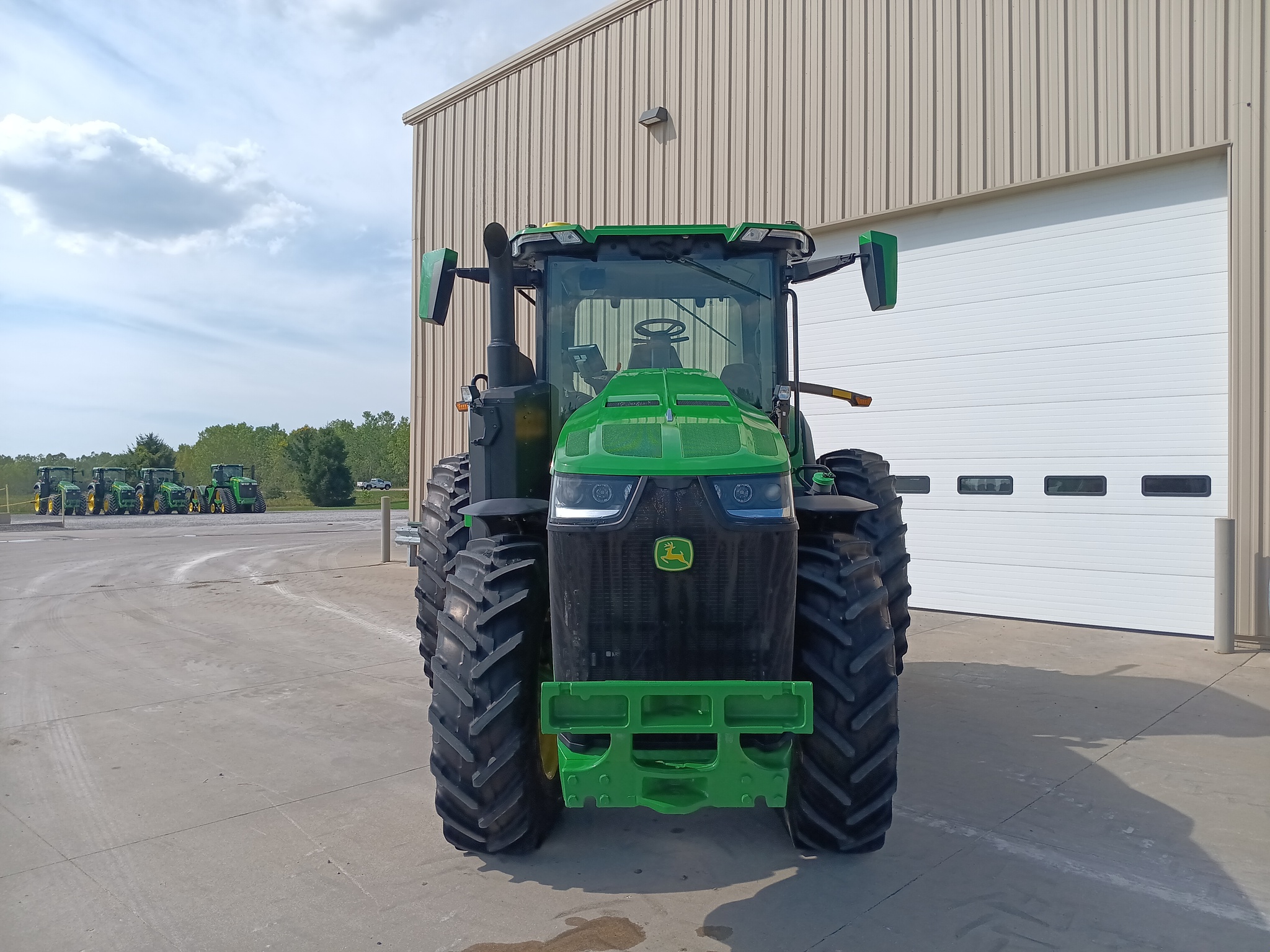 2024 John Deere 8R 250 Image 8