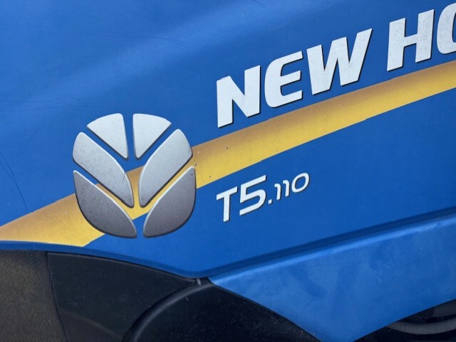 2016 New Holland T5 110 Image 3