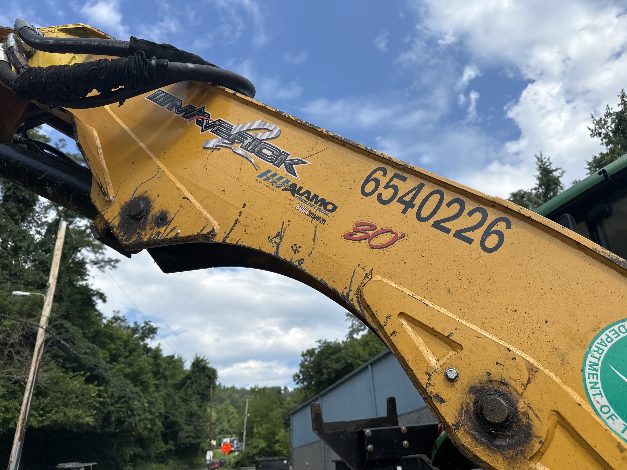 2017 John Deere 6145M Image 32