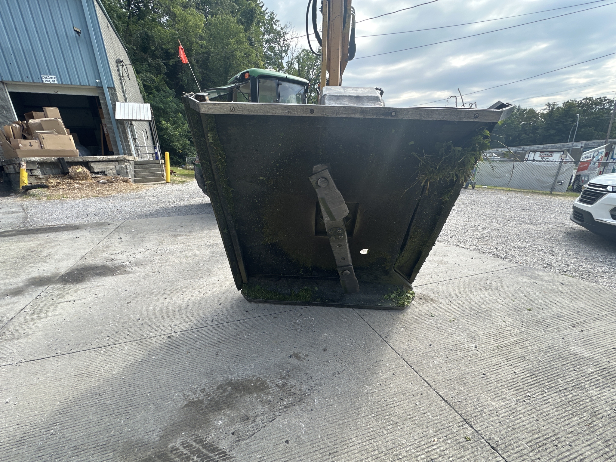 2017 John Deere 6145M Image 26