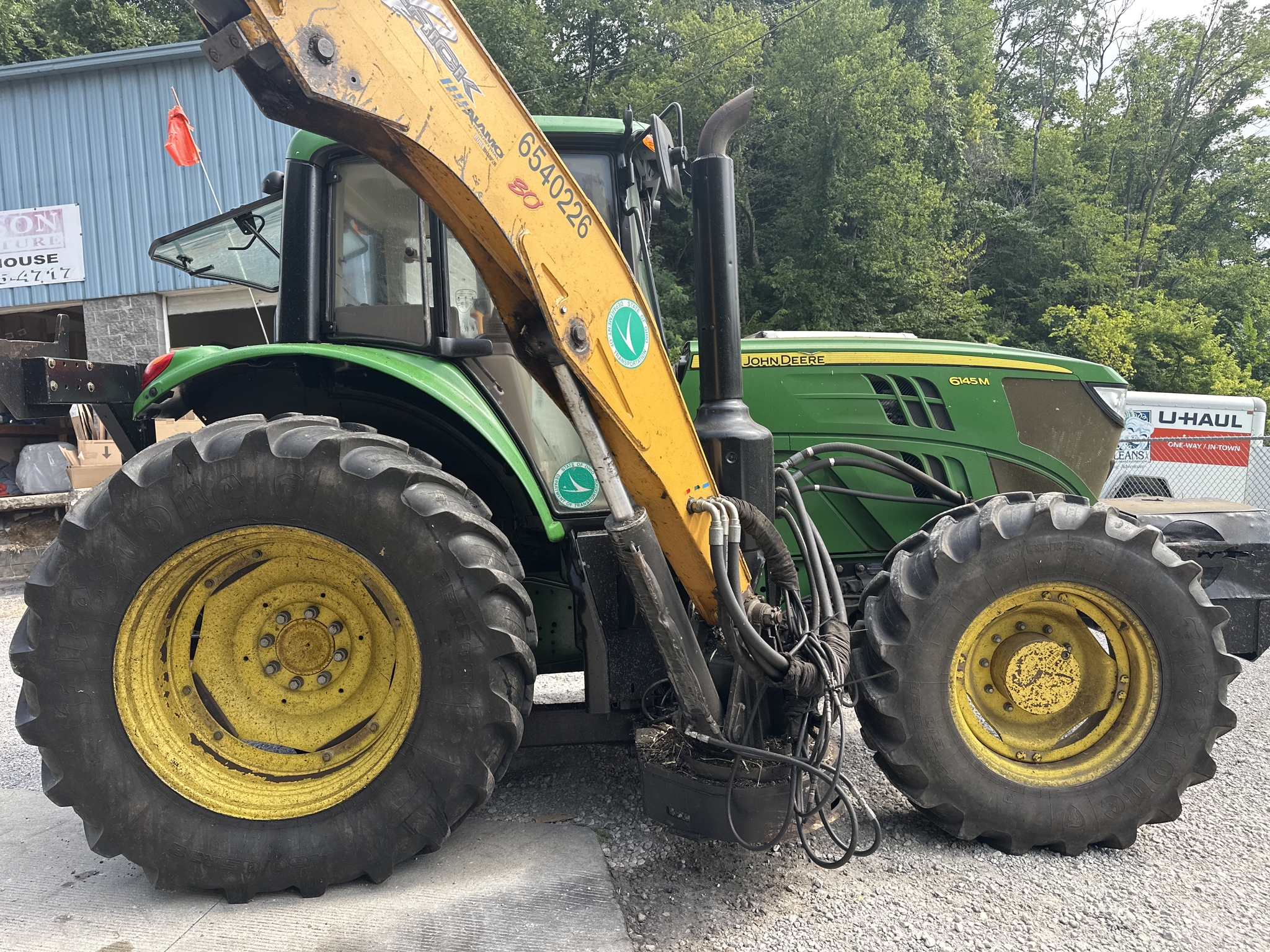 2017 John Deere 6145M Image 6