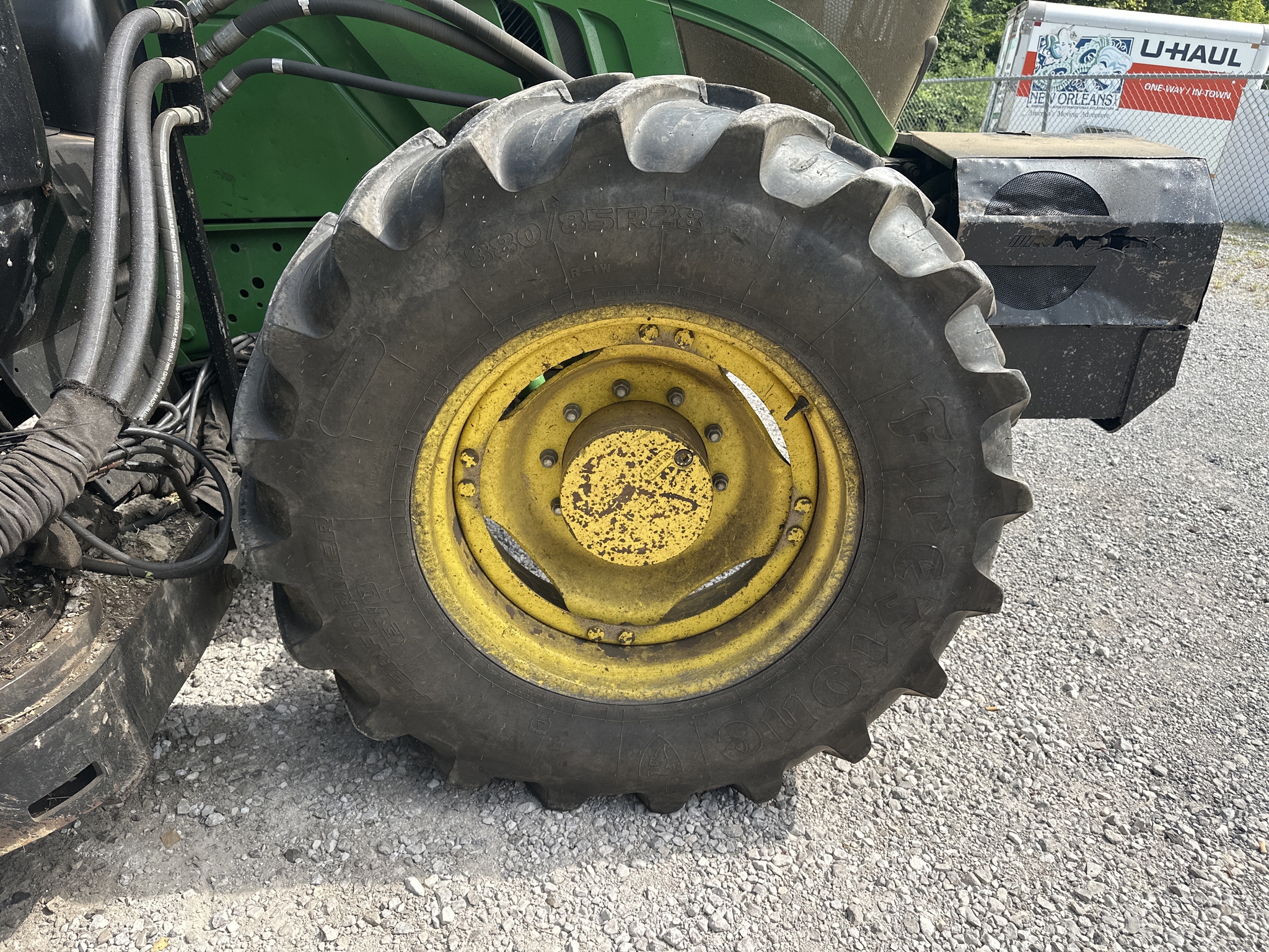 2017 John Deere 6145M Image 15