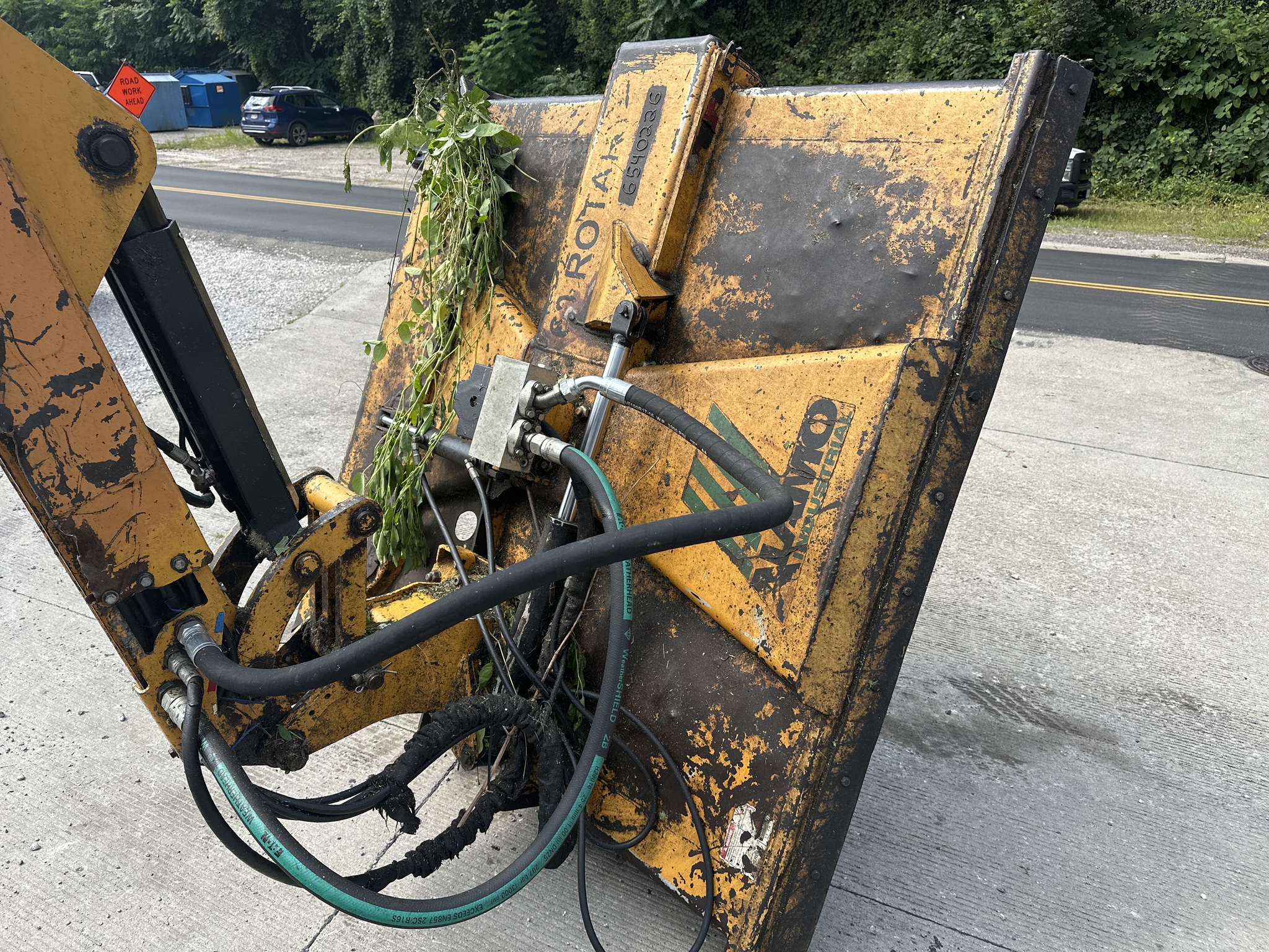 2017 John Deere 6145M Image 27