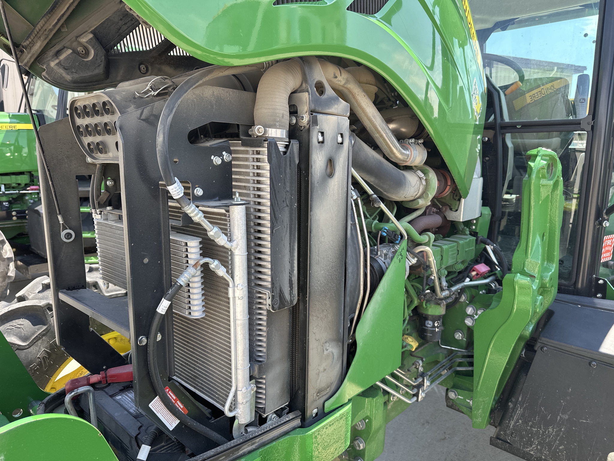 2023 John Deere 6120E Image 21