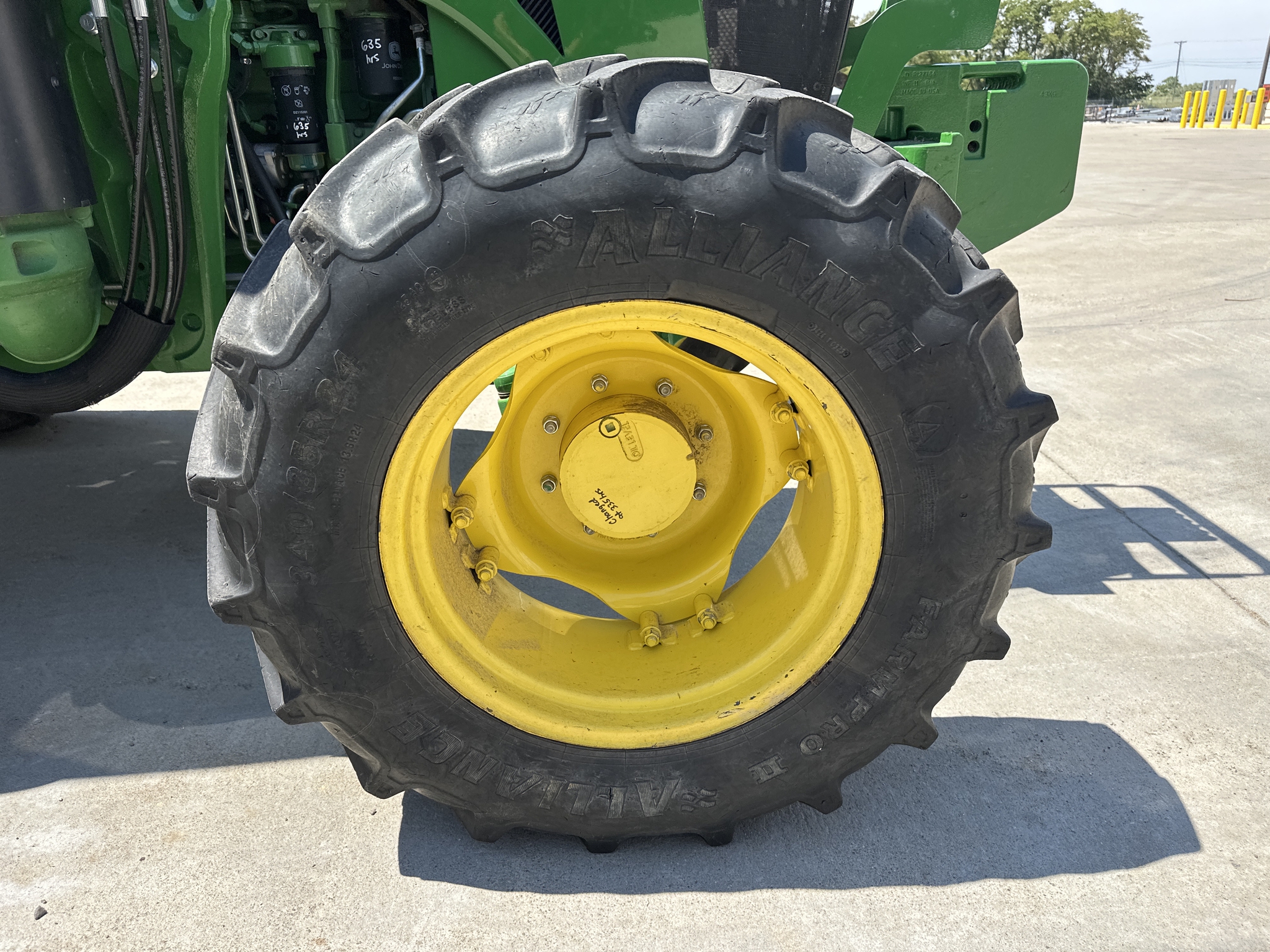 2023 John Deere 6120E Image 11
