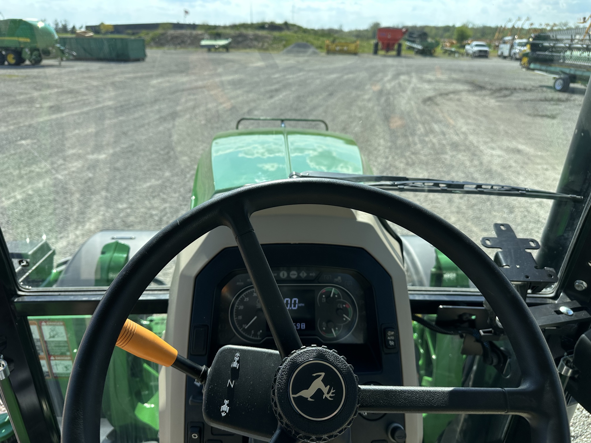 2023 John Deere 6120E Image 25