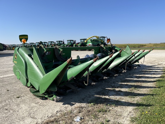 2008 John Deere 608C - Photo3