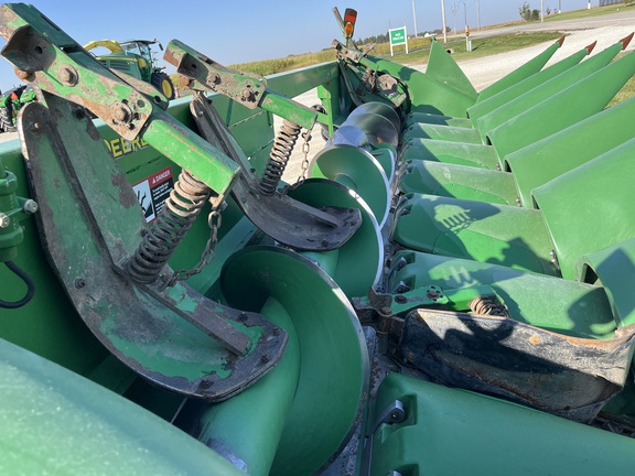 2008 John Deere 608C - Photo14