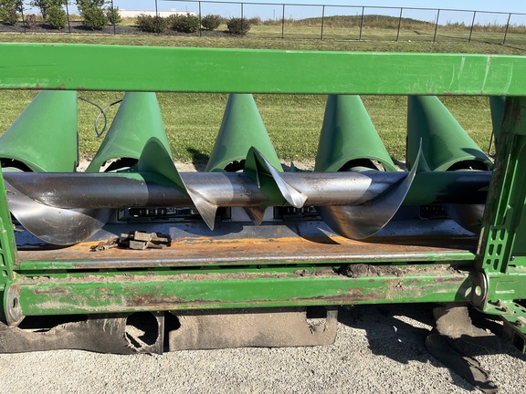 2008 John Deere 608C - Photo16