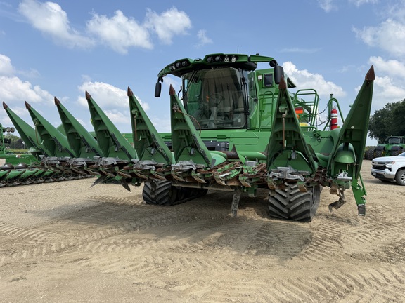  John Deere 608C