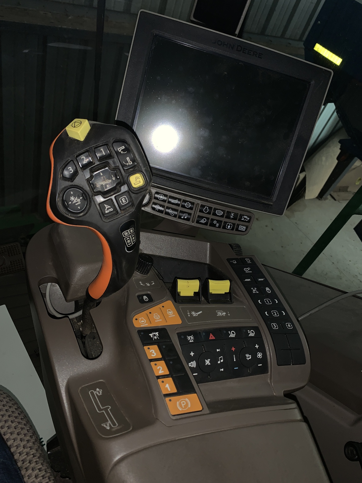 2019 John Deere S760 Image 11
