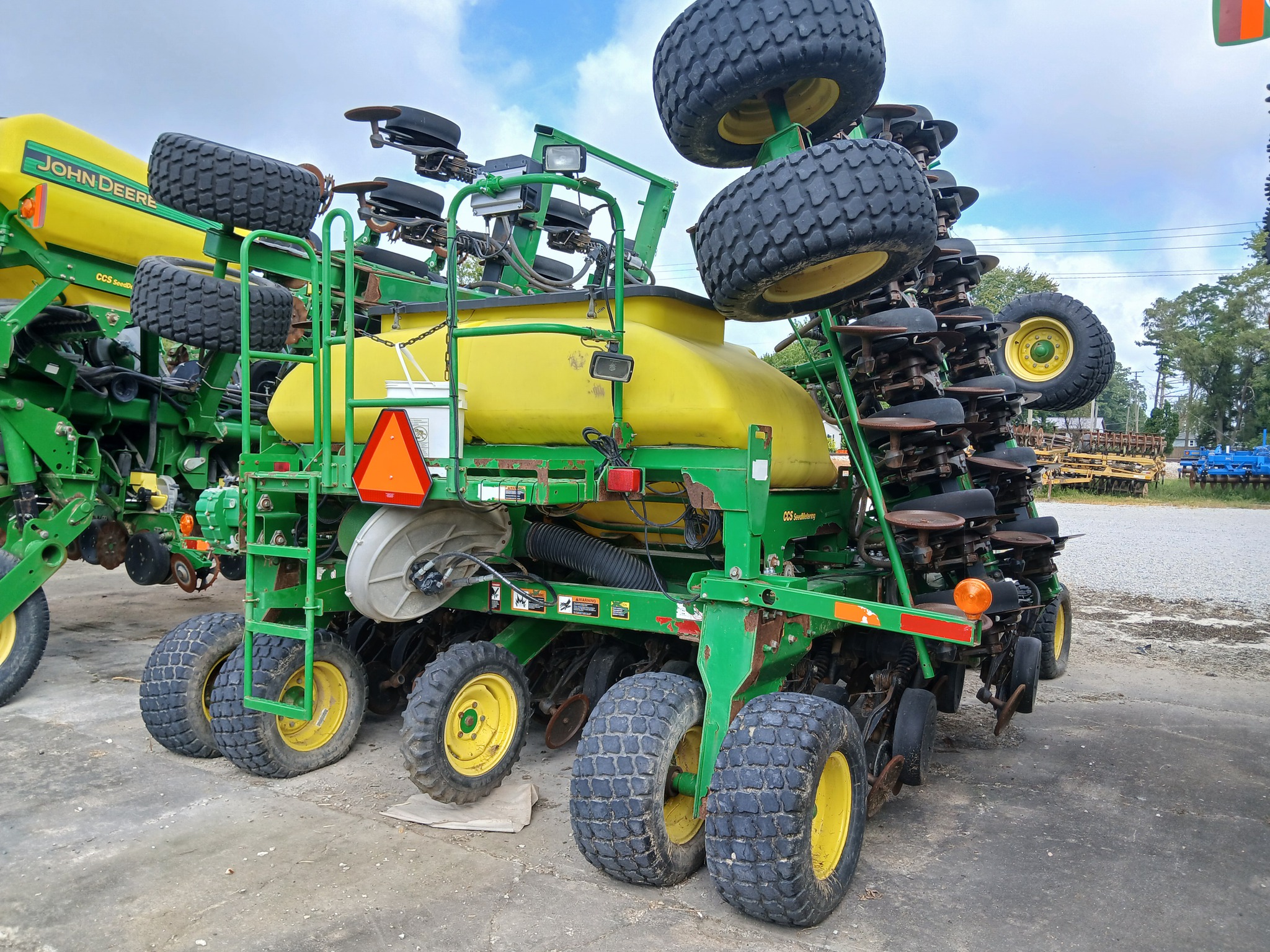 2008 John Deere 1990 Image 4