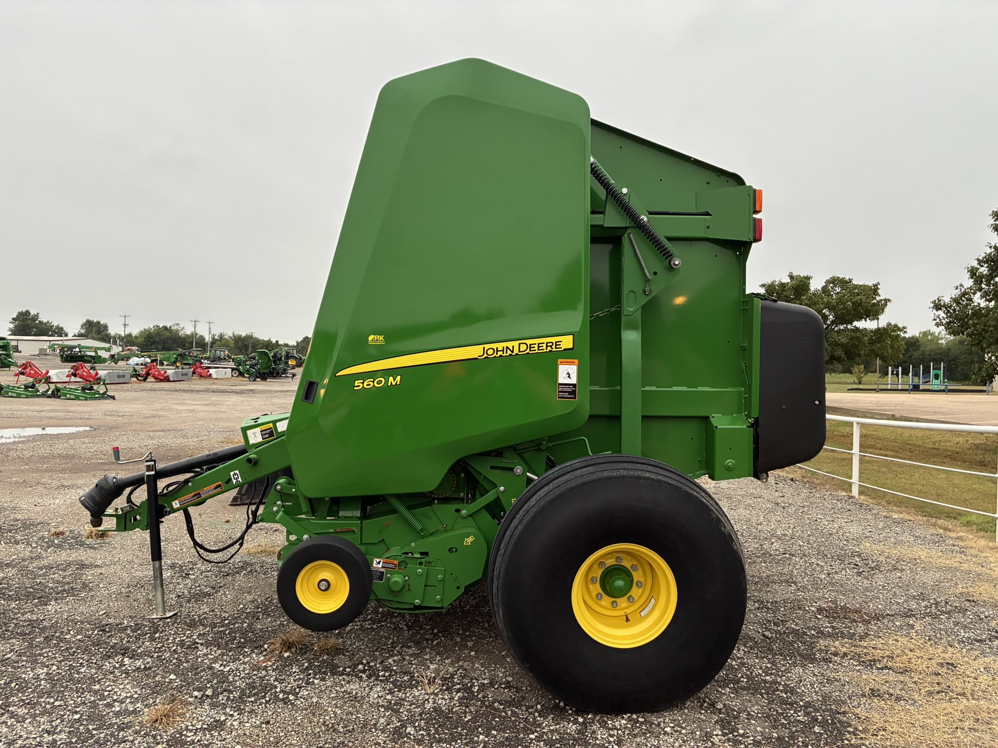 2021 John Deere 560M Image 2