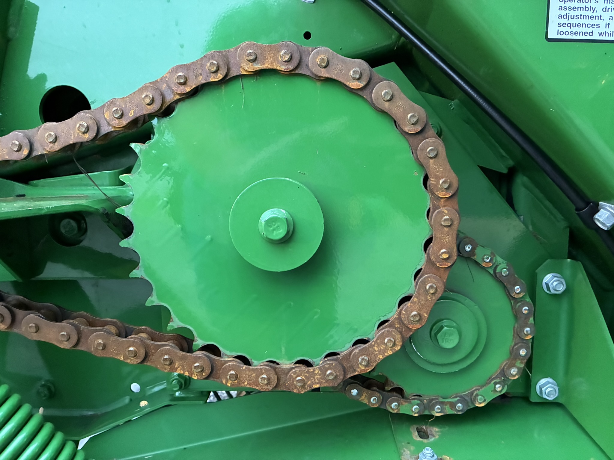 2021 John Deere 560M Image 14