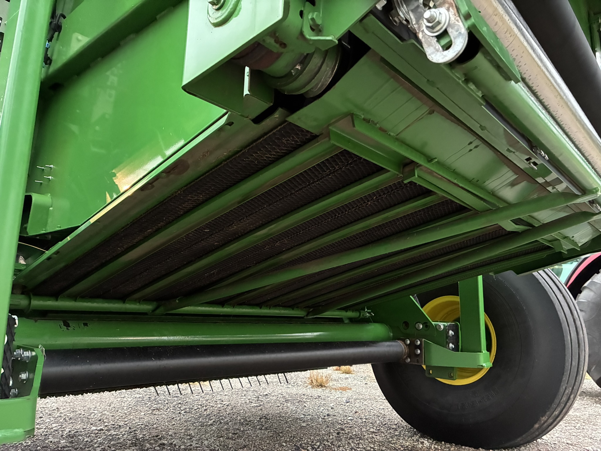 2021 John Deere 560M Image 22