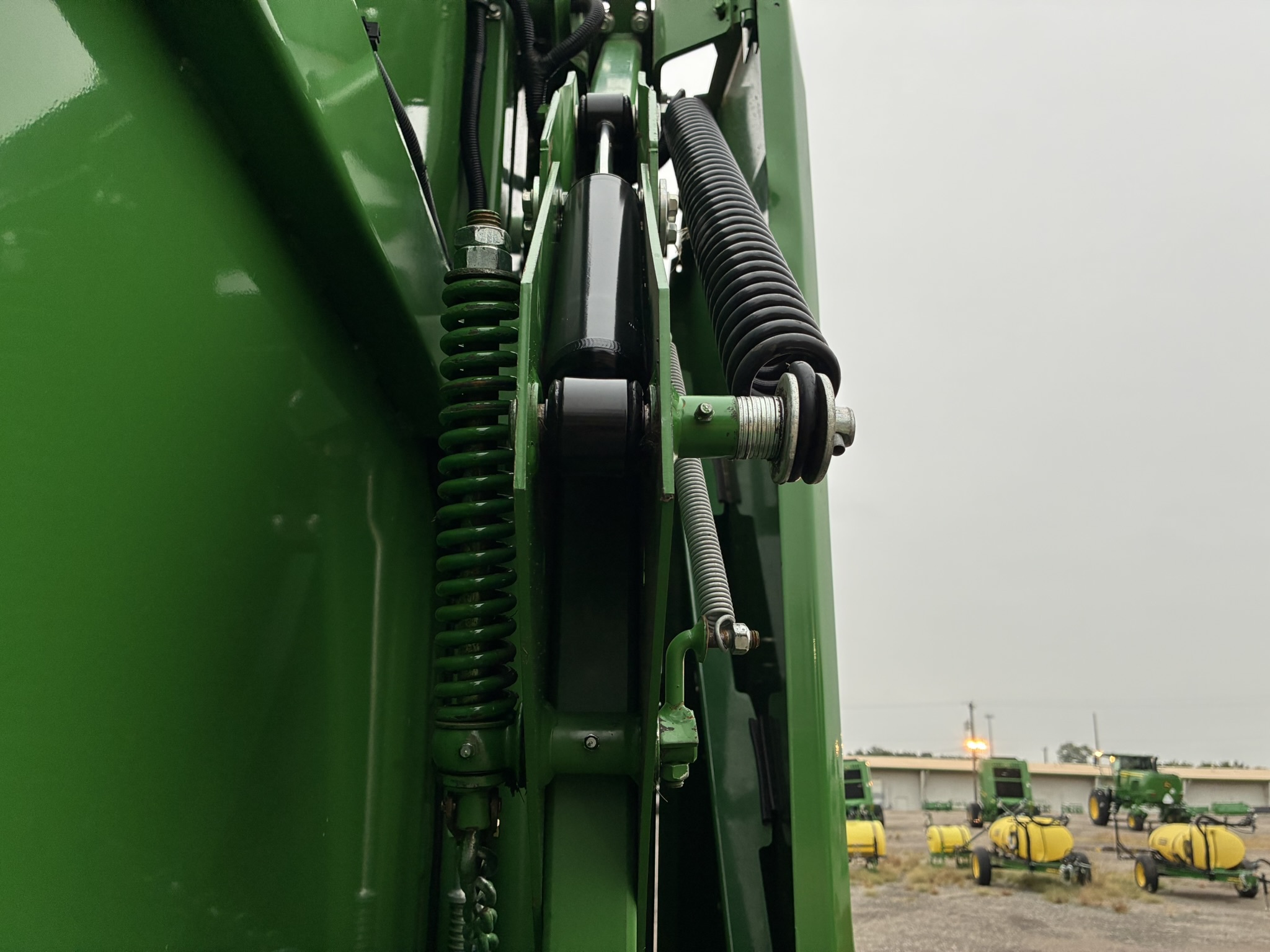 2021 John Deere 560M Image 30