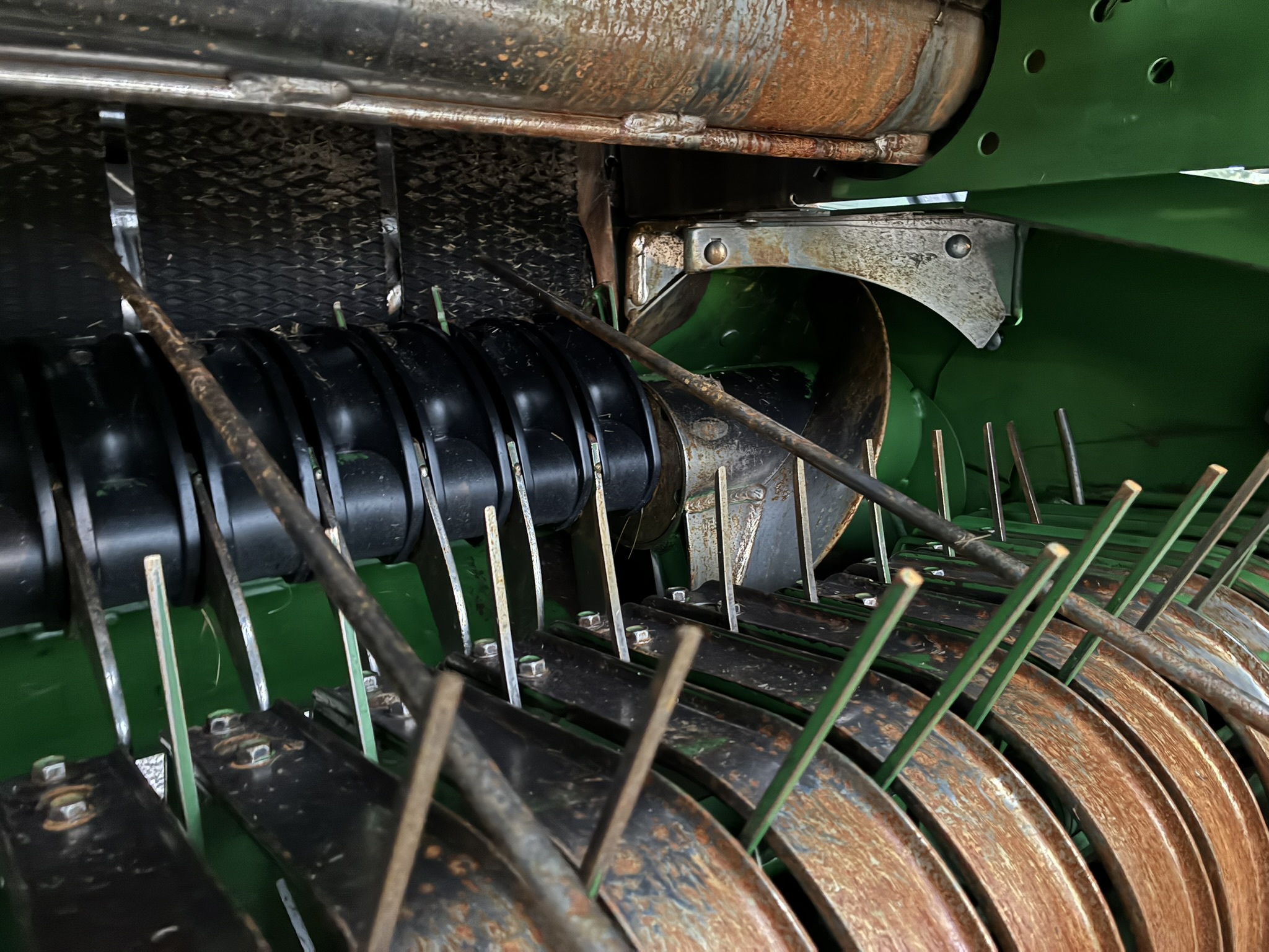 2021 John Deere 560M Image 38